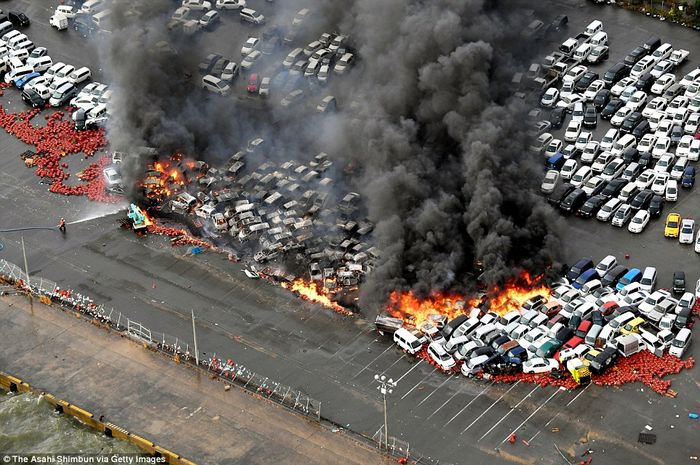 incendio nishinomiya.jpg incendio nishinomiya.jpg